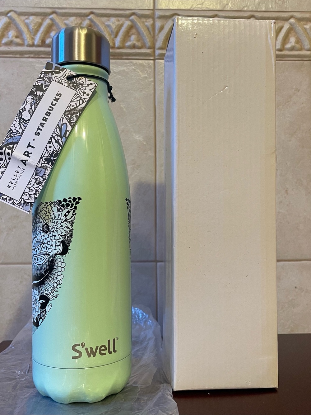 NIB SWELL x STARBUCKS KELSEY MONTAGUE ART “WINGS” GREEN WATER BOTTLE Steel 17 oz